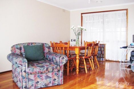 Property photo of 207 Furlong Road St Albans VIC 3021