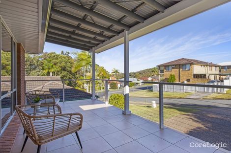 Property photo of 4 Guyra Close Belmont North NSW 2280