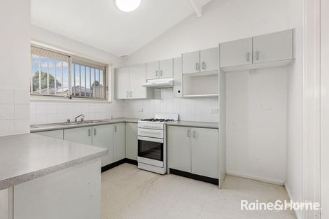 Property photo of 14 Cleopatra Drive Rosemeadow NSW 2560