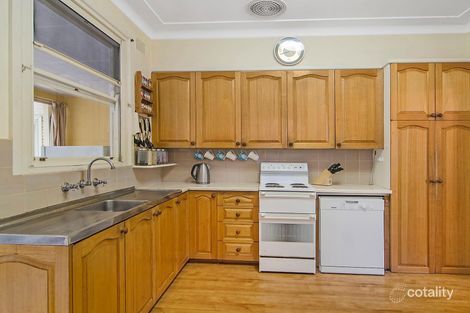Property photo of 10 Yaralla Crescent Thornleigh NSW 2120