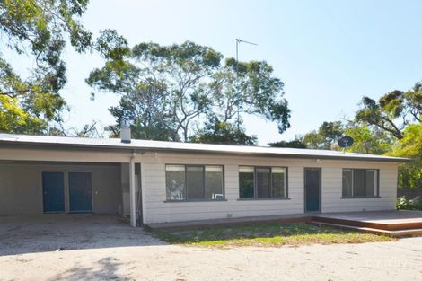 2 Surf Pde, Inverloch, VIC 3996