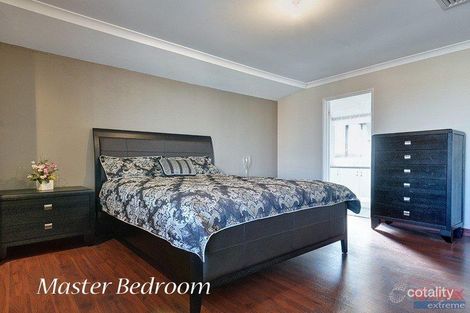 Property photo of 5 Ballard Fairway Wanneroo WA 6065