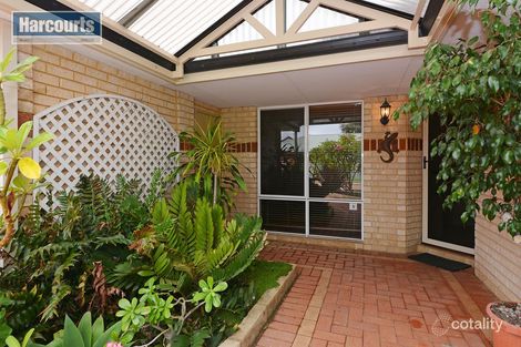 Property photo of 49 Camelot Grove Carramar WA 6031