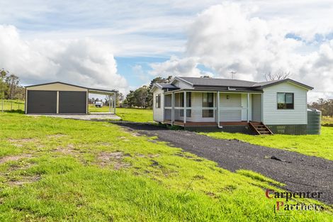 86 Lakes St, Thirlmere, NSW 2572