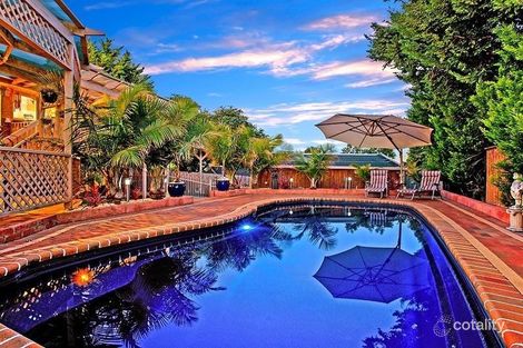 44 Caravelle Cres, Strathmore Heights, VIC 3041