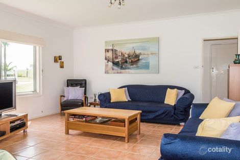 Property photo of 10 Glenduart Grove Moruya NSW 2537