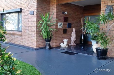 Property photo of 30 Kullaroo Road Summerland Point NSW 2259