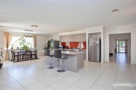 Property photo of 9 Eagle Way Deer Park VIC 3023