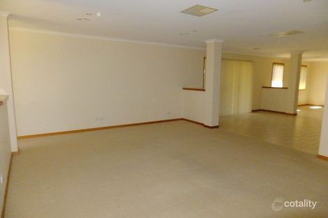 Property photo of 52 Robbins Drive East Albury NSW 2640