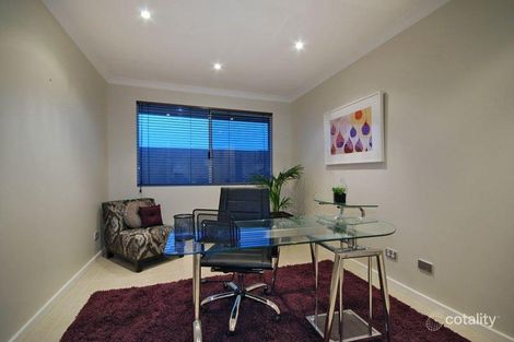 Property photo of 24 Simmonds Pass Ellenbrook WA 6069