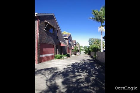 Property photo of 2/36 Yeronga Street Yeronga QLD 4104