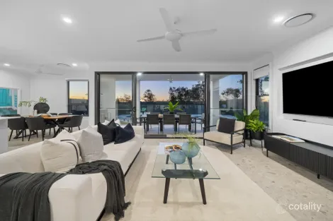 Property photo of 219 Coolum Parade Newport QLD 4020