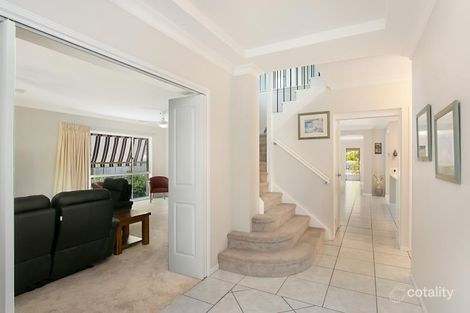 Property photo of 11 Forest Court Elanora QLD 4221