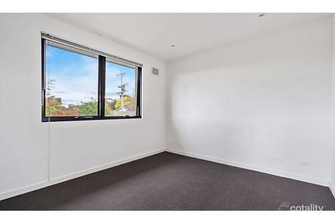 Property photo of 4/502 Elgar Road Box Hill North VIC 3129