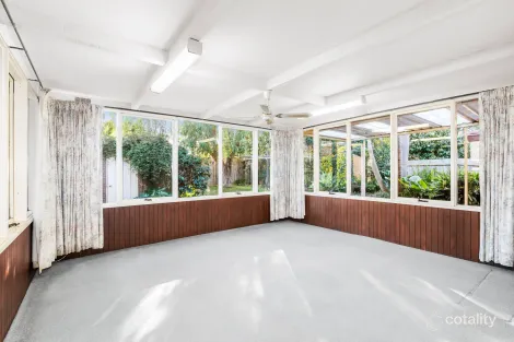 Property photo of 2 Merrigum Court Doncaster VIC 3108