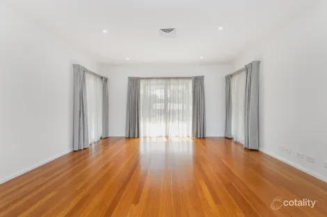 Property photo of 28 Sandstone Drive Windella NSW 2320