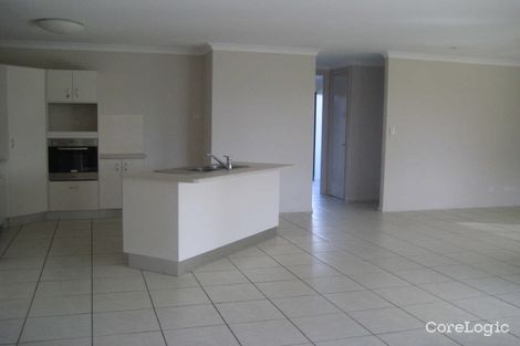 Property photo of 17 Greentree Circuit Bushland Beach QLD 4818