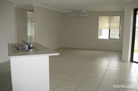 Property photo of 17 Greentree Circuit Bushland Beach QLD 4818