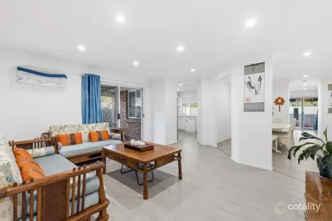 Property photo of 44 Tamarisk Way Drewvale QLD 4116