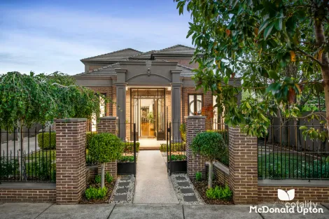 Property photo of 73 Market Street Essendon VIC 3040