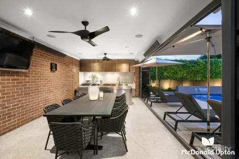 Property photo of 73 Market Street Essendon VIC 3040