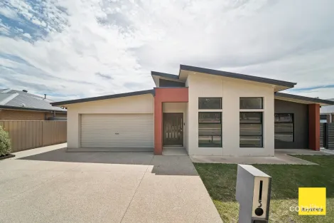 3 Normande Ct, Ascot, VIC 3551