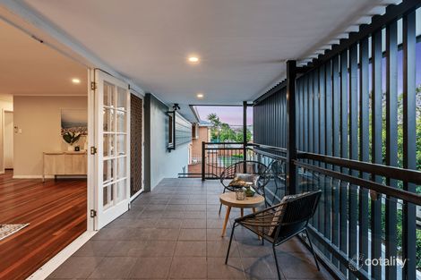 Property photo of 61 Granadilla Street Macgregor QLD 4109