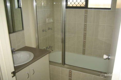 Property photo of 2 Manoi Close Bentley Park QLD 4869