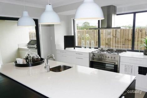 Property photo of 458 Gainsborough Drive Pimpama QLD 4209