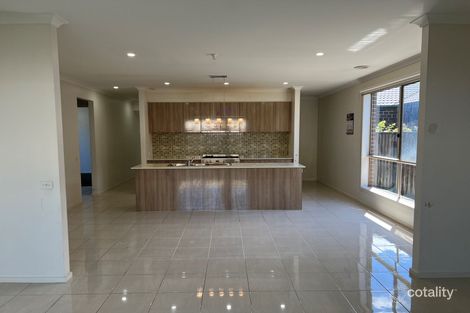 Property photo of 16 Andretti Avenue Lynbrook VIC 3975