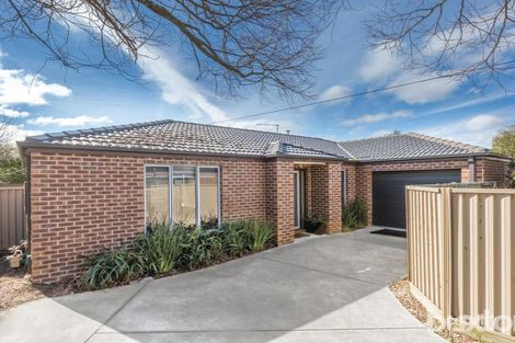 2/70 Vale St, Sebastopol, VIC 3356