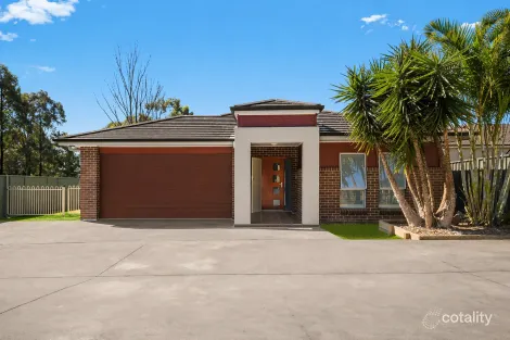 Property photo of 33 Brunswick Crescent St Johns Park NSW 2176