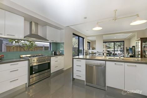 Property photo of 23 Limeburner Grove Botanic Ridge VIC 3977