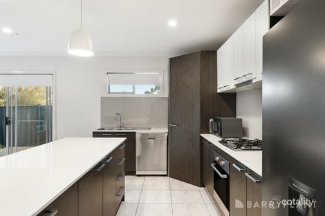 Property photo of 25 Everlasting Boulevard Cranbourne West VIC 3977