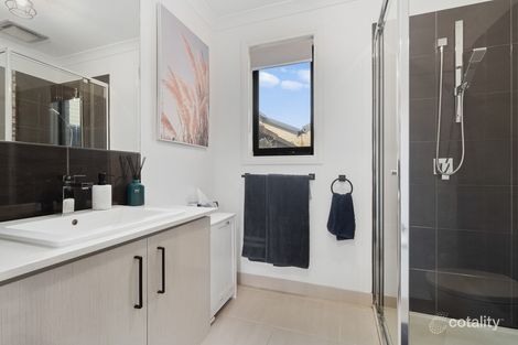 Property photo of 15 Cartwright Grove Cranbourne East VIC 3977