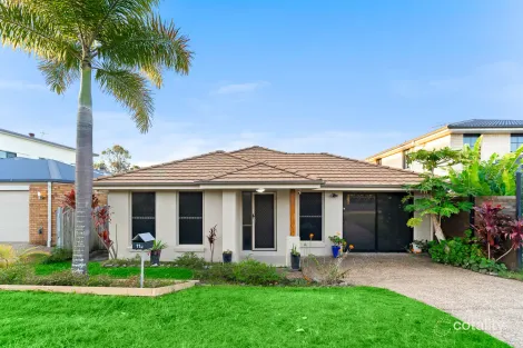 11 Sandalwood St, Heathwood, QLD 4110