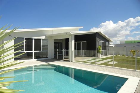 73 Bellanboe Cct, Pelican Waters, QLD 4551