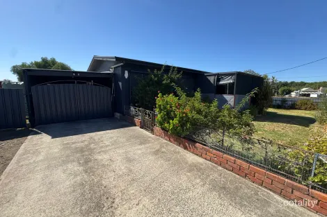 12 Melville St, Culcairn, NSW 2660