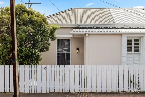 Property photo of 19 Boundary Road Glenelg South SA 5045