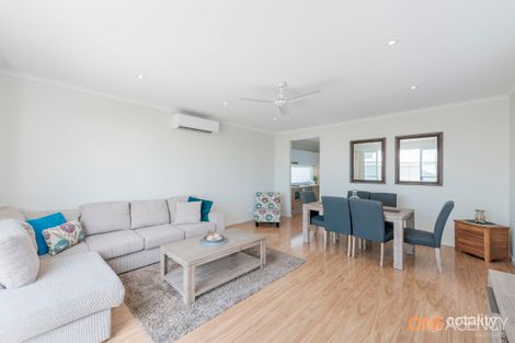 Property photo of 28 Beachside Drive Caves Beach NSW 2281