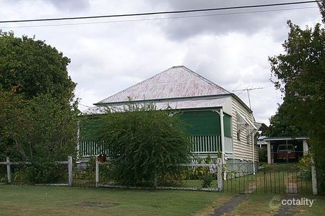 3 Woodford St, One Mile, QLD 4305