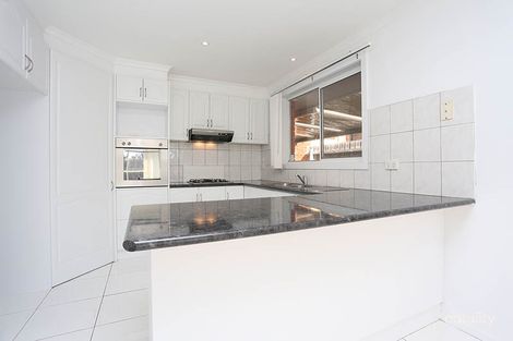 Property photo of 31 McKeown Crescent Roxburgh Park VIC 3064