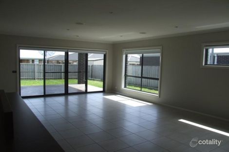 Property photo of 5 Coventry Road Traralgon VIC 3844