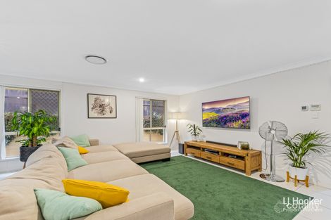 Property photo of 3 Moralana Close Doolandella QLD 4077