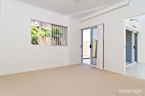 Property photo of 2/35 Hall Street Chermside QLD 4032