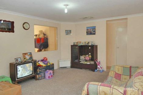 Property photo of 1 Cyanis Green Bennett Springs WA 6063