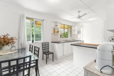 Property photo of 187 Stamford Street Berserker QLD 4701