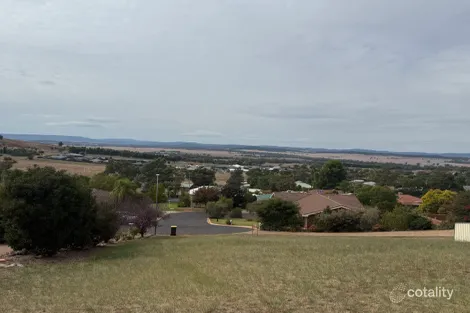 Property photo of 20 Panorama Crescent Parkes NSW 2870
