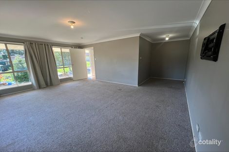 Property photo of 4 Ebony Close Fletcher NSW 2287