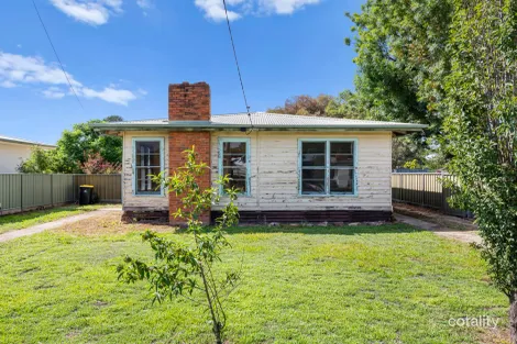 17 Elizabeth St, Euroa, VIC 3666